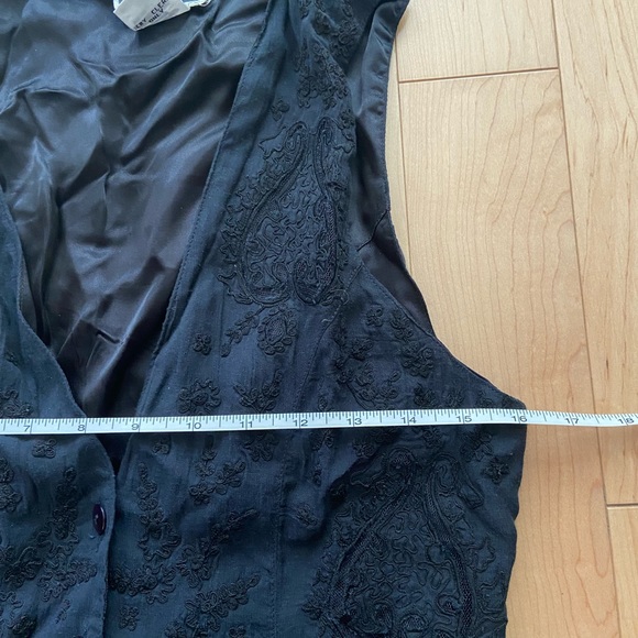 Vintage black embroidered button down vest. - Picture 10 of 12